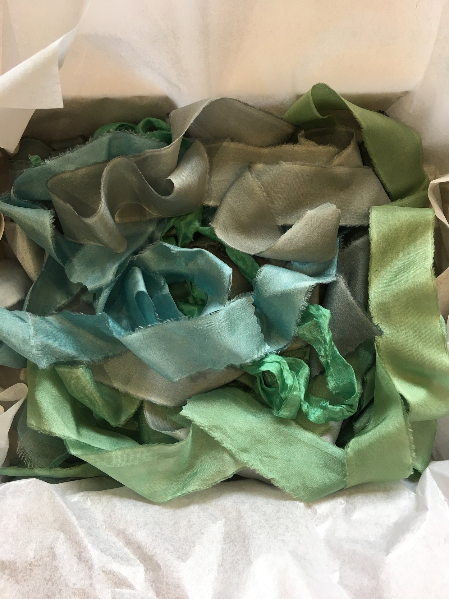 The botanicals silk snippet treasure box